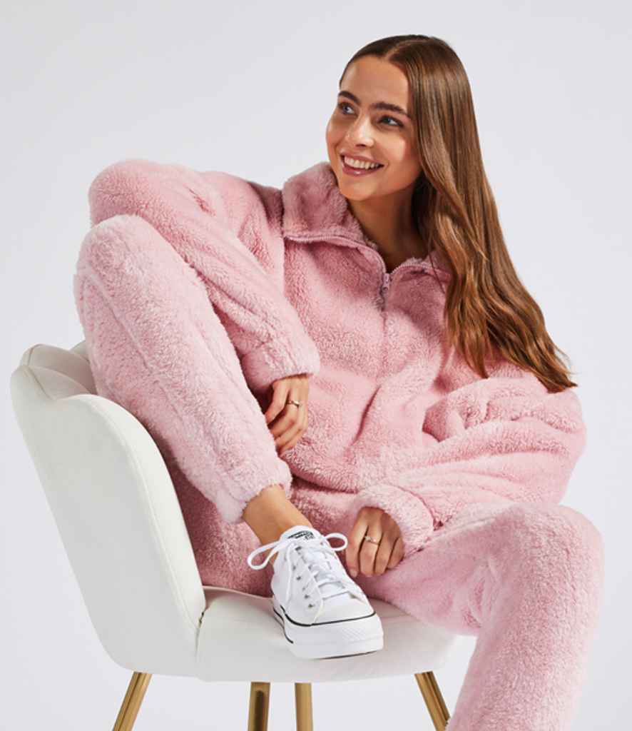 BH202 Blush pink Model